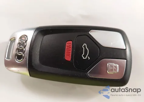 2018 Audi Q5 2.0T Premium/2.0T Tech Premium z USA, uszkodzony, nr VIN WA1BNAFY5J2210607